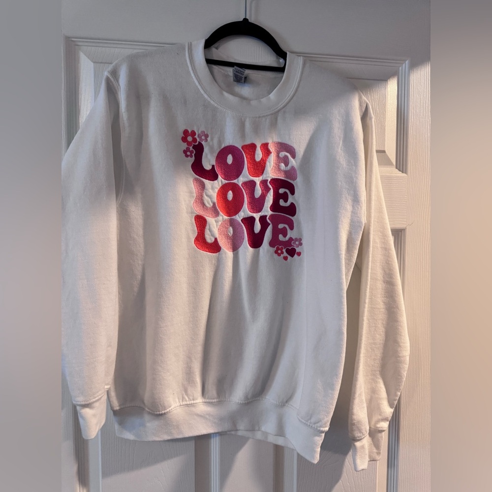 Gildan White Sweater with Pink Love Graphic